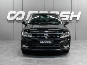 Внедорожник Volkswagen Tiguan 2017 года, 2499000 рублей, Тюмень