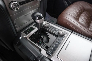 Внедорожник Toyota Land Cruiser 2017 года, 6349000 рублей, Красноярск