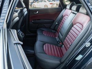 Седан Kia Optima 2019 года, 2498000 рублей, Краснодар