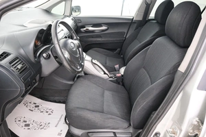 Хетчбэк Toyota Auris 2007 года, 689000 рублей, Красноярск