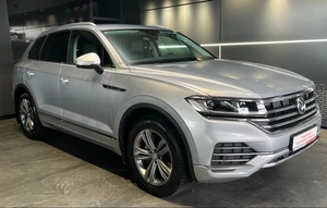 Внедорожник Volkswagen Touareg 2020 года, 4750000 рублей, Абакан