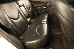 Внедорожник Toyota RAV4 2012 года, 1549000 рублей, Челябинск