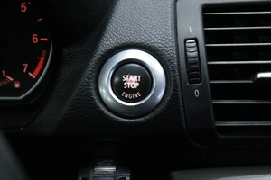 Хетчбэк BMW 1 серия 2010 года, 883000 рублей, Солонцы
