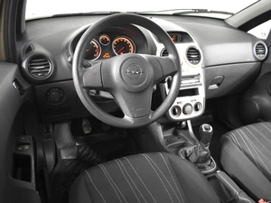 Хетчбэк Opel Corsa 2007 года, 343200 рублей, Казань