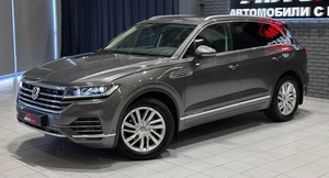 Внедорожник Volkswagen Touareg 2019 года, 4150000 рублей, Красноярск
