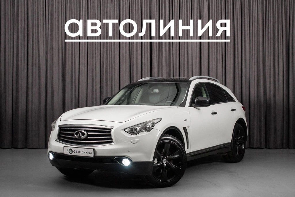 Внедорожник Infiniti QX70 2013 года, 1800000 рублей, Красноярск