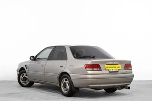 Седан Toyota Carina 1986 года, 289000 рублей, Барнаул