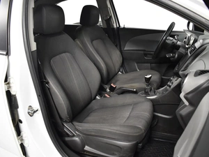 Седан Chevrolet Aveo 2014 года, 570000 рублей, Казань