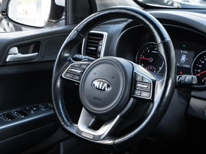 Внедорожник Kia Sportage 2019 года, 2500000 рублей, Волгоград