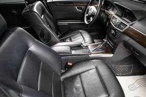 Седан Mercedes-benz E-класс 2010 года, 1079000 рублей, Сургут
