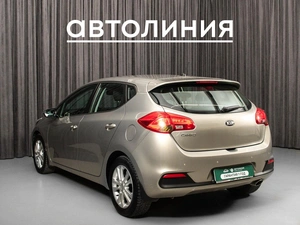 Хетчбэк Kia Ceed 2012 года, 1049000 рублей, Красноярск