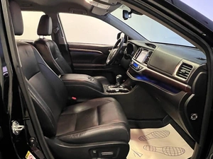 Внедорожник Toyota Highlander 2015 года, 2799000 рублей, Красноярск