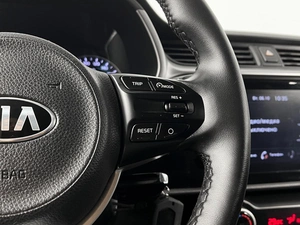 Седан Kia Rio 2020 года, 1550000 рублей, Казань