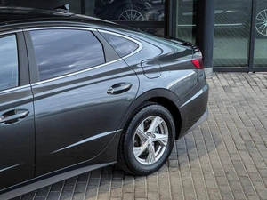 Седан Hyundai Sonata 2019 года, 2120000 рублей, Уфа