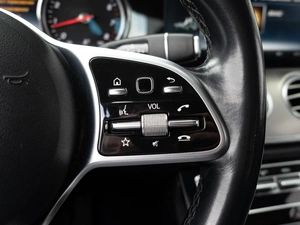 Седан Mercedes-benz E-класс 2019 года, 2650000 рублей, Краснодар