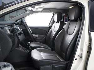 Внедорожник Renault Kaptur 2019 года, 1570000 рублей, Омск