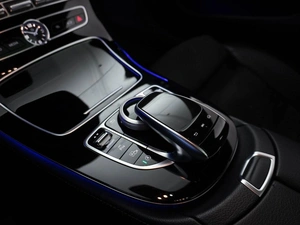 Седан Mercedes-benz E-класс 2016 года, 2895050 рублей, Москва