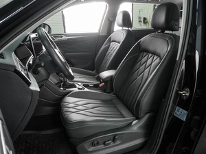 Внедорожник Volkswagen Tiguan L 2023 года, 4876000 рублей, Воронеж