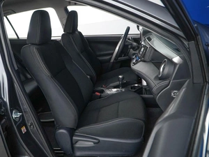 Внедорожник Toyota RAV4 2016 года, 2449077 рублей, Москва