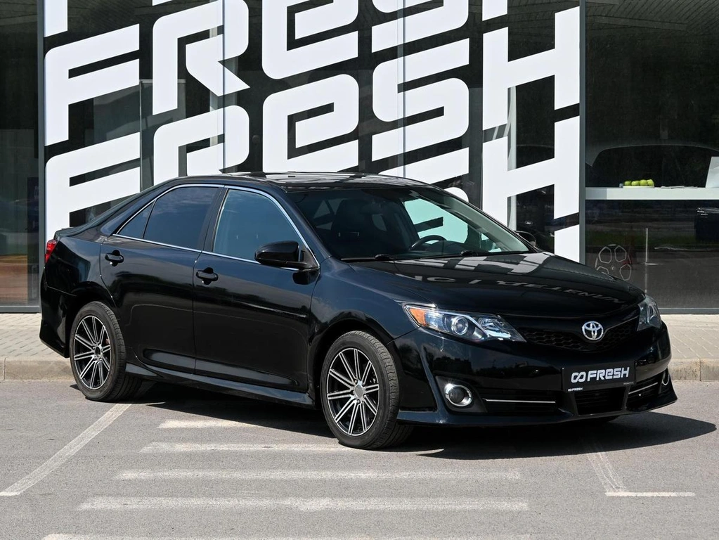 Седан Toyota Camry 2012 года, 1230500 рублей, Волгоград