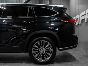 Внедорожник Toyota Highlander 2026 года, 5630000 рублей, Тюмень