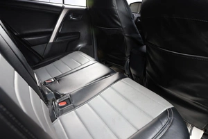 Внедорожник Toyota RAV4 2017 года, 2449000 рублей, Новосибирск