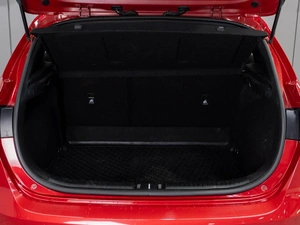 Хетчбэк Kia Ceed 2018 года, 1749000 рублей, Тюмень