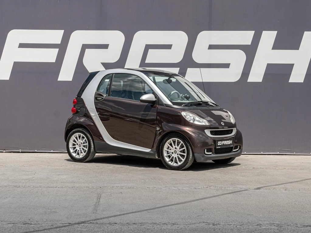 Хетчбэк Smart Fortwo 2009 года, 819000 рублей, Краснодар