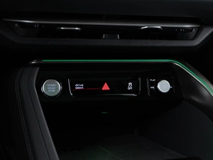 Внедорожник Audi Q5 2025 года, 7770050 рублей, Москва