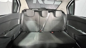 Седан Renault Logan 2018 года, 990000 рублей, Нижневартовск