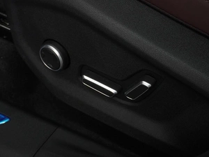 Внедорожник Geely Monjaro 2024 года, 3990000 рублей, Воронеж