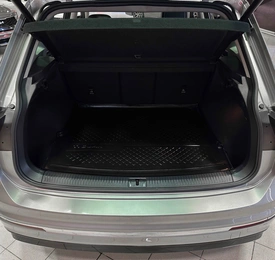 Внедорожник Volkswagen Tiguan 2018 года, 3167000 рублей, Красноярск