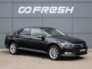 Седан Volkswagen Passat 2017 года, 2370000 рублей, Краснодар