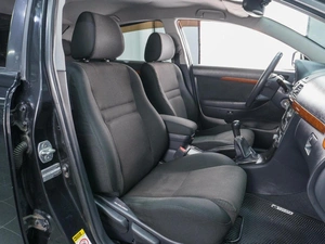 Седан Toyota Avensis 2007 года, 879000 рублей, Сургут