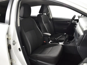 Седан Toyota Corolla 2014 года, 1045100 рублей, Казань