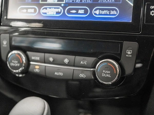 Внедорожник Nissan X-Trail 2018 года, 2450000 рублей, Красноярск