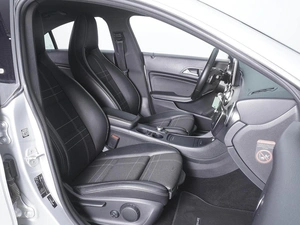 Седан Mercedes-benz CLA-класс 2015 года, 1750000 рублей, Ростов-на-Дону