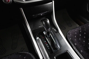 Седан Honda Accord 2013 года, 1759000 рублей, Сургут