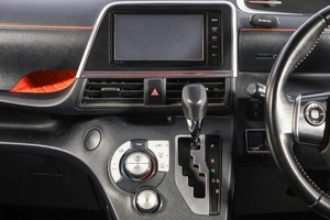 Минивэн Toyota Sienta 2016 года, 1299000 рублей, Новосибирск