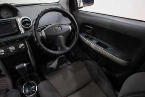 Хетчбэк Toyota Ist 2002 года, 449000 рублей, Новокузнецк
