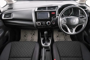 Хетчбэк Honda Fit 2013 года, 999000 рублей, Красноярск