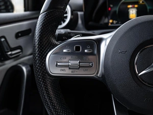 Хетчбэк Mercedes-benz A-класс 2018 года, 2199000 рублей, Краснодар