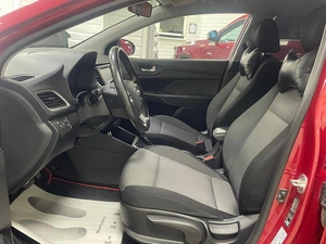 Седан Hyundai Solaris 2017 года, 1439000 рублей, Ачинск