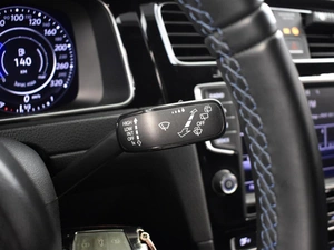 Хетчбэк Volkswagen Golf R 2014 года, 2612900 рублей, Казань