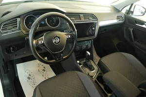 Внедорожник Volkswagen Tiguan 2020 года, 2789000 рублей, Омск