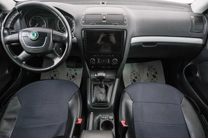 Лифтбек Skoda Octavia 2012 года, 829000 рублей, Красноярск