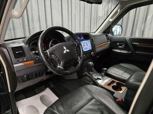 Внедорожник Mitsubishi Pajero 2006 года, 1495000 рублей, Красноярск