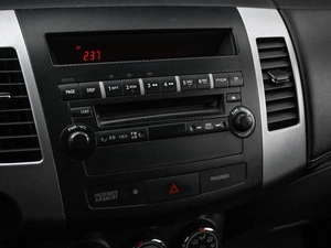 Внедорожник Mitsubishi Outlander 2010 года, 1094000 рублей, Кирилловка