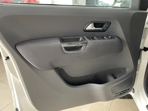 Пикап Volkswagen Amarok 2013 года, 1687000 рублей, Солонцы