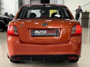 Седан Kia Rio 2010 года, 687000 рублей, Солонцы